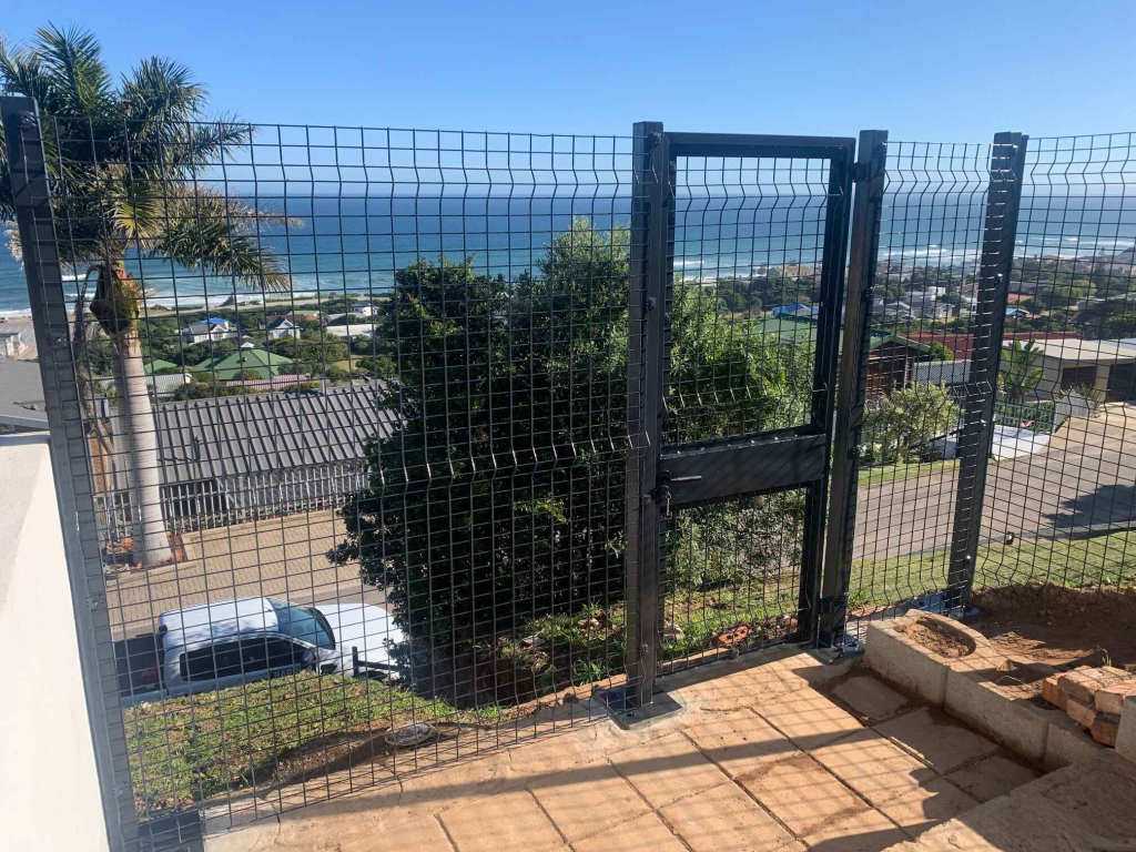 Building a security fence for a client in mossel bay